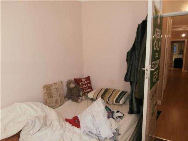  Image of 3 bedroom Apartment to rent in Alma Road Southampton SO14 at Northam, SO14 6UP