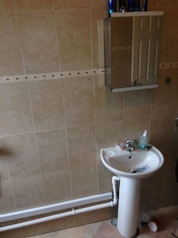  Image of 6 bedroom House Share to rent in Alton Road Birmingham B29 at Selly Oak West Midlands Selly Oak, B29 7DX