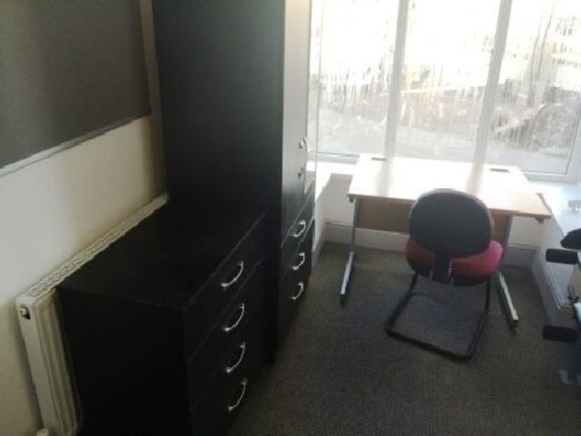  Image of 6 bedroom House Share to rent in Arley Road Bournbrook Birmingham B29 at Selly Oak West Midlands Selly Oak, B29 7BQ