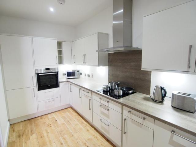  Image of 2 bedroom Flat to rent in Great Western Road Aberdeen AB10 at West End Aberdeen Aberdeen, AB10 6PP