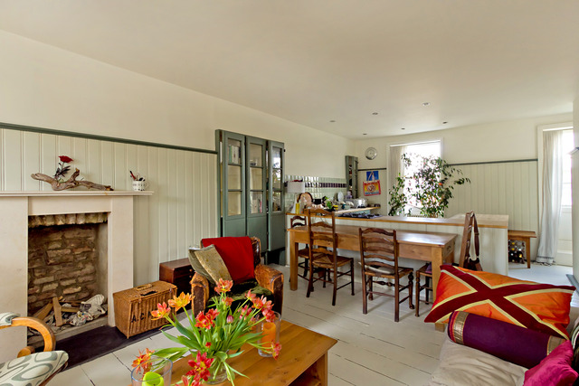  Image of 2 bedroom Flat for sale in Palgrave Gardens London NW1 at Triplex  Marylebone, NW1 6EN