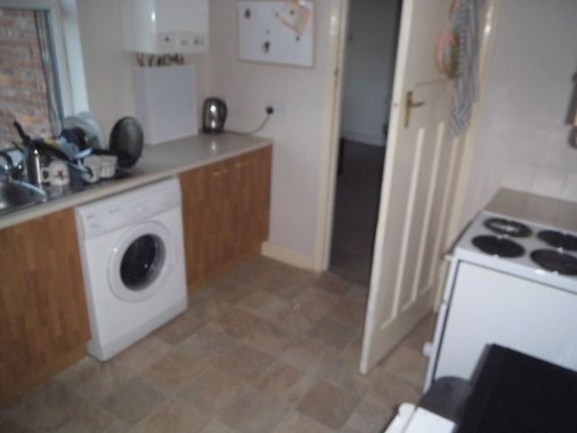  Image of 3 bedroom Flat to rent in Bavington Drive Newcastle upon Tyne NE5 at Bavington Drive Array Wallbottle, NE5 2HS