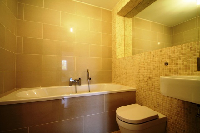  Image of 2 bedroom Apartment to rent in London Road Redhill RH1 at Belvedere Court 169 London Road Redhill, RH1 2JH