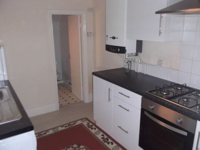  Image of 2 bedroom Flat to rent in Bilbrough Gardens Newcastle upon Tyne NE4 at Bilbrough Gardens Array Blakelaw, NE4 8YA