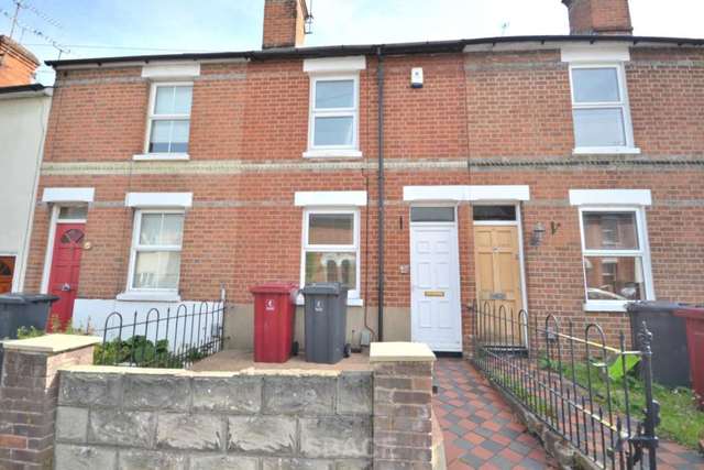  Image of 3 bedroom Terraced house to rent in Blenheim Gardens Reading RG1 at Blenheim Gardens  Reading, RG1 5QG
