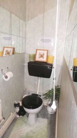  Image of Flat to rent in Trinity Way London W3 at Trinity Way Acton London, W3 7HS