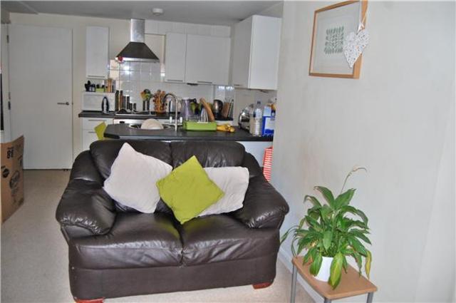  Image of 2 bedroom Flat to rent in St. Aldate Street Gloucester GL1 at Gloucester, GL1 1RP