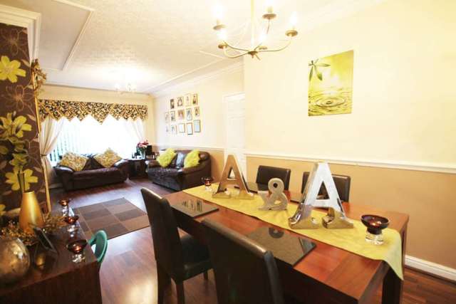  Image of 3 bedroom Semi-Detached house for sale in Canterbury Close Atherton Manchester M46 at Canterbury Close  Manchester, M46 9JT