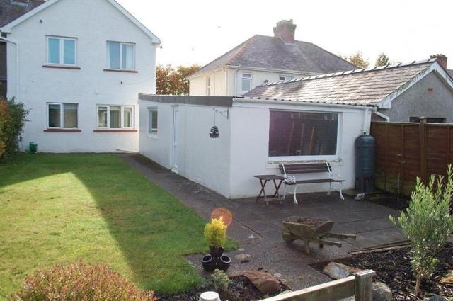  Image of 4 bedroom Detached house to rent in Heol Salem Johnstown Carmarthen SA31 at Heol Salem  Carmarthen, SA31 3HS
