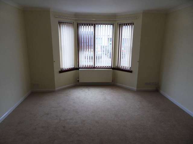  Image of 2 bedroom Flat to rent in Walkinshaw Street Johnstone PA5 at Church Close, Walkinshaw Street  Johnstone, PA5 8AF