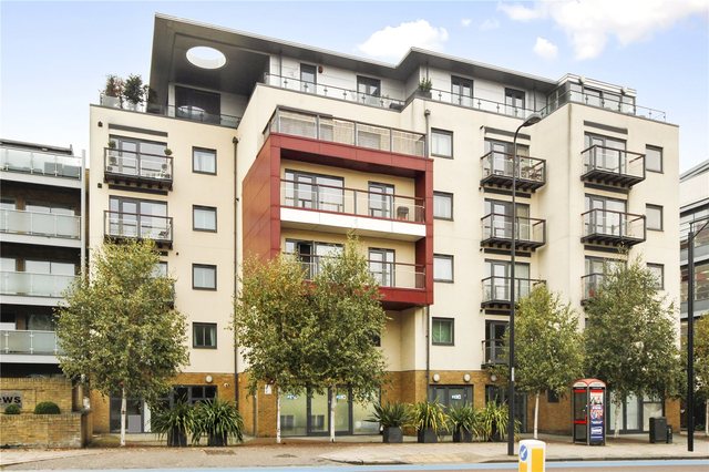  Image of 2 bedroom Flat for sale in Clapham Road London SW9 at Clapham Road  London, SW9 9AR