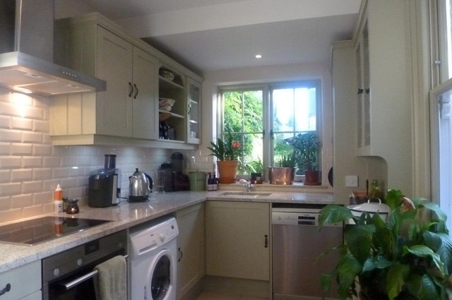  Image of 3 bedroom Semi-Detached house to rent in Craven Road Kingston upon Thames KT2 at Kingston Upon Thames, KT2 6LW