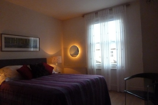  Image of 3 bedroom Semi-Detached house to rent in Craven Road Kingston upon Thames KT2 at Kingston Upon Thames, KT2 6LW
