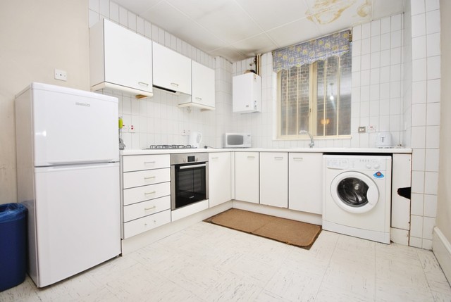  Image of 1 bedroom Flat to rent in Park Road London NW8 at Park Road  London, NW8 7JH
