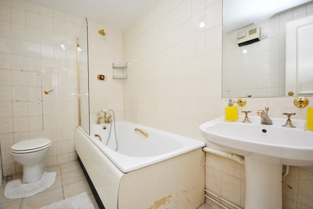  Image of 1 bedroom Flat to rent in Park Road London NW8 at Park Road  London, NW8 7JH