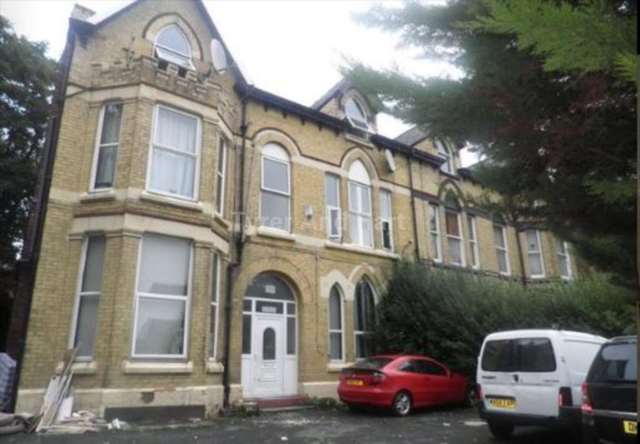  Image of 18 bedroom House Share to rent in Croxteth Road Toxteth Liverpool L8 at Croxteth Road  Liverpool, L8 3SF