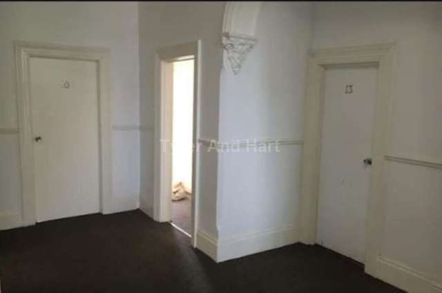 Image of 18 bedroom House Share to rent in Croxteth Road Toxteth Liverpool L8 at Croxteth Road  Liverpool, L8 3SF