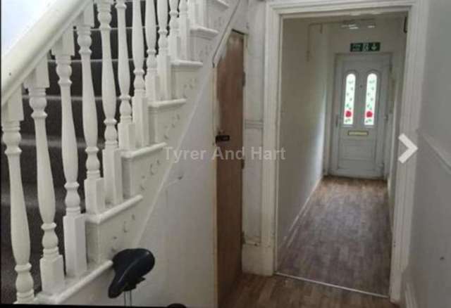  Image of 18 bedroom House Share to rent in Croxteth Road Toxteth Liverpool L8 at Croxteth Road  Liverpool, L8 3SF