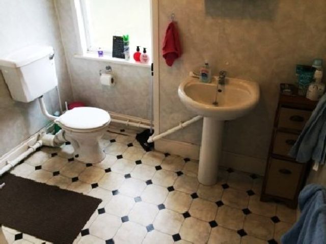  Image of 8 bedroom House Share to rent in Dawlish Road Selly Oak Birmingham B29 at Selly Oak West Midlands Selly Oak, B29 7AU