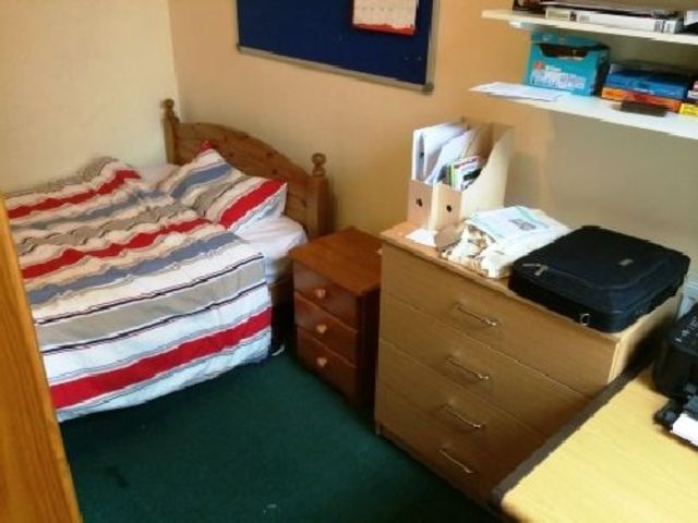  Image of 8 bedroom House Share to rent in Dawlish Road Selly Oak Birmingham B29 at Selly Oak West Midlands Selly Oak, B29 7AU