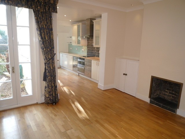  Image of 3 bedroom Semi-Detached house to rent in Deacon Road Kingston upon Thames KT2 at Kingston Upon Thames, KT2 6LU
