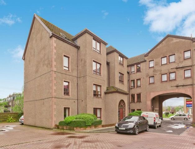  Image of 2 bedroom Flat to rent in Dunkeld Road Perth PH1 at Perth Perthshire Perthshire, PH1 5RN
