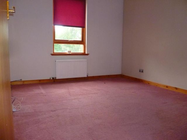  Image of 2 bedroom Flat to rent in Dunkeld Road Perth PH1 at Perth Perthshire Perthshire, PH1 5RN