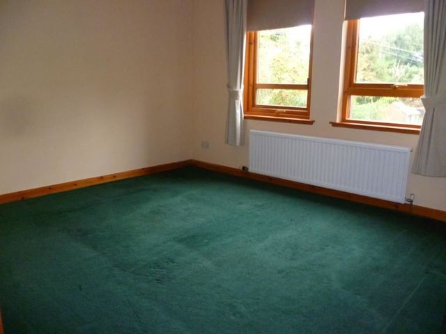  Image of 2 bedroom Flat to rent in Dunkeld Road Perth PH1 at Perth Perthshire Perthshire, PH1 5RN