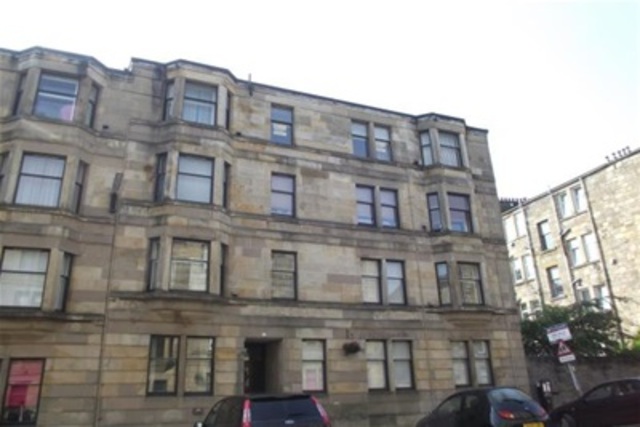  Image of Flat to rent in Dunn Street Paisley PA1 at Paisley Renfrewshire Renfrewshire, PA1 1NX
