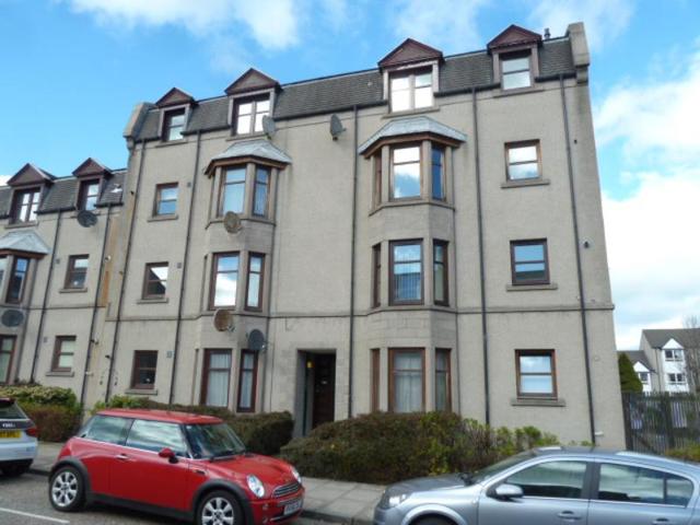  Image of 2 bedroom Flat to rent in Farmers Hall Aberdeen AB25 at Rosemount Aberdeen Aberdeen, AB25 1XF