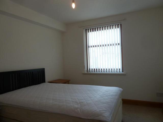  Image of 2 bedroom Flat to rent in Farmers Hall Aberdeen AB25 at Rosemount Aberdeen Aberdeen, AB25 1XF
