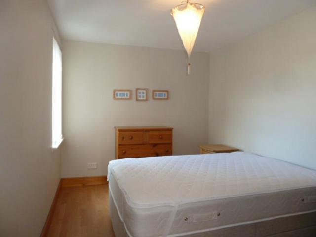  Image of 2 bedroom Flat to rent in Farmers Hall Aberdeen AB25 at Rosemount Aberdeen Aberdeen, AB25 1XF