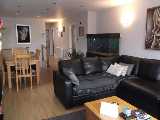  Image of 2 bedroom Apartment to rent in Park Road Southport PR9 at Park Road  Southport, PR9 9JL