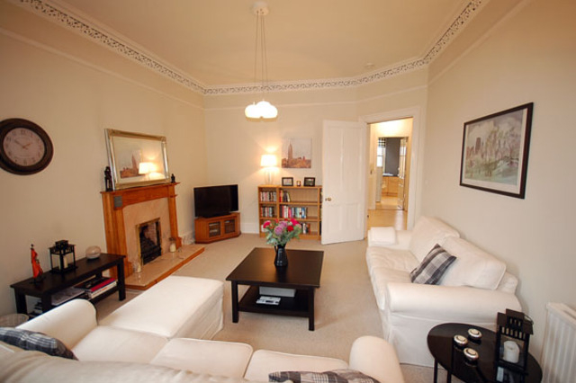  Image of 2 bedroom Flat to rent in Gillespie Crescent Edinburgh EH10 at Bruntsfield Edinburgh Edinburgh, EH10 4HT