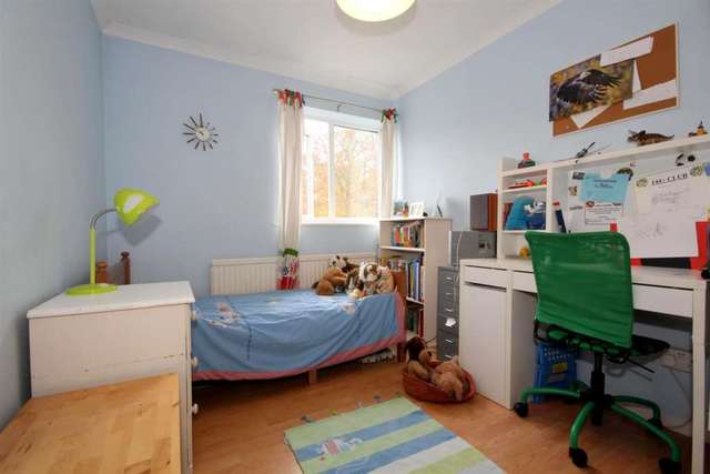  Image of 3 bedroom Detached house for sale in Glendale Hemel Hempstead HP1 at Glendale Boxmoor Hemel Hempstead, HP1 1TG