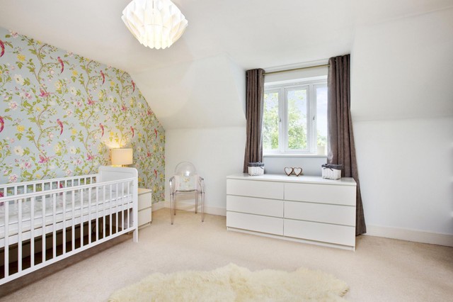  Image of 4 bedroom Semi-Detached house to rent in Goodacre Close Weybridge KT13 at Weybridge, KT13 0DX