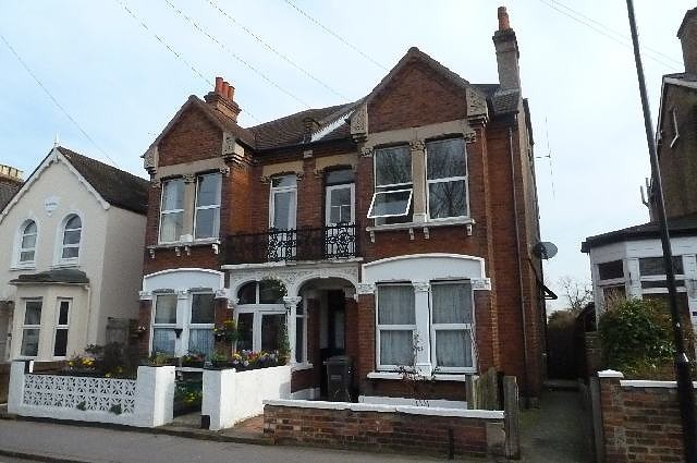  Image of 4 bedroom Maisonette to rent in Harrington Road London SE25 at South Norwood, SE25 4LU