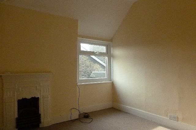 Image of 4 bedroom Maisonette to rent in Harrington Road London SE25 at South Norwood, SE25 4LU