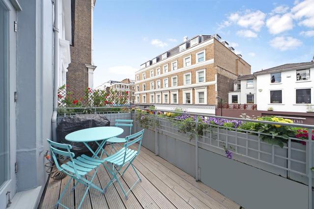  Image of 2 bedroom Detached house to rent in Hereford Road London W2 at Hereford Road  London, W2 5AJ