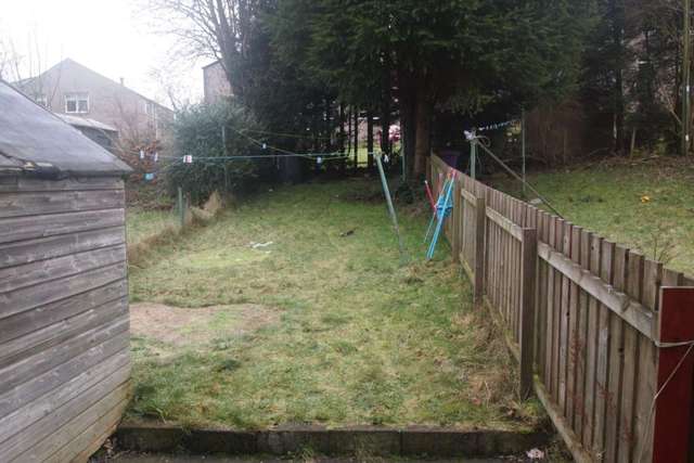  Image of 2 bedroom Flat to rent in Highcroft Avenue Glasgow G44 at Highcroft Avenue Croftfoot Glasgow, G44 5RW