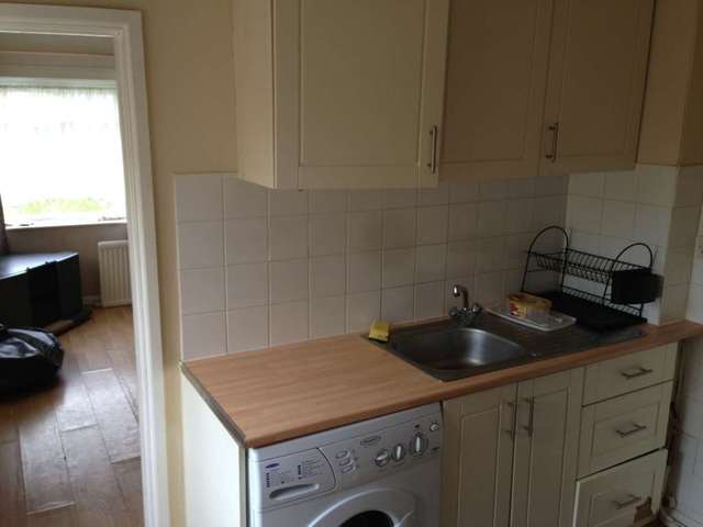  Image of 2 bedroom Maisonette for sale in High Town Road Luton LU2 at Hightown Road  Luton, LU2 0BZ