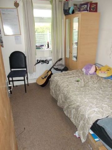  Image of 6 bedroom House Share to rent in Ruckley Road Selly Oak Birmingham B29 at Selly Oak West Midlands Selly Oak, B29 5DX