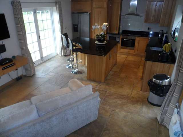  Image of 5 bedroom Farm House to rent in Salford Road Hulcote Milton Keynes MK17 at Salford Road Hulcote Milton Keynes, MK17 8BS