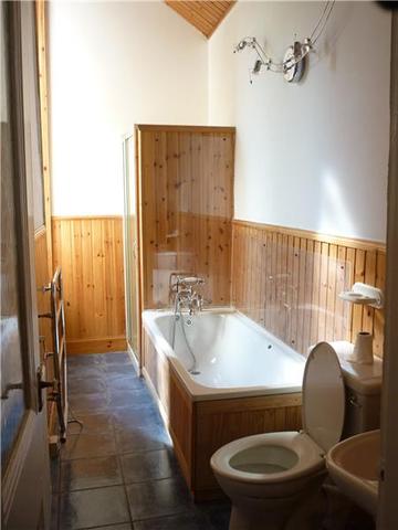  Image of 5 bedroom Flat to rent in Hyndland Road Glasgow G12 at West End Glasgow Glasgow, G12 9PZ