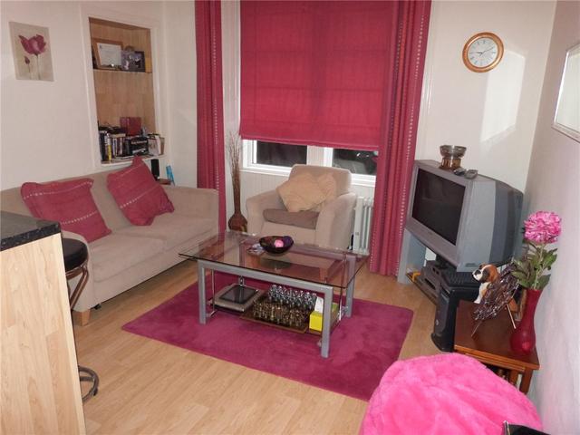  Image of 1 bedroom Flat to rent in Inchaffray Street Perth PH1 at Perth Perthshire Perthshire, PH1 5RU