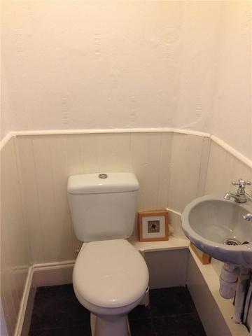  Image of 1 bedroom Flat to rent in Inchinnan Road Renfrew PA4 at Renfrew Renfrewshire Renfrewshire, PA4 8ND