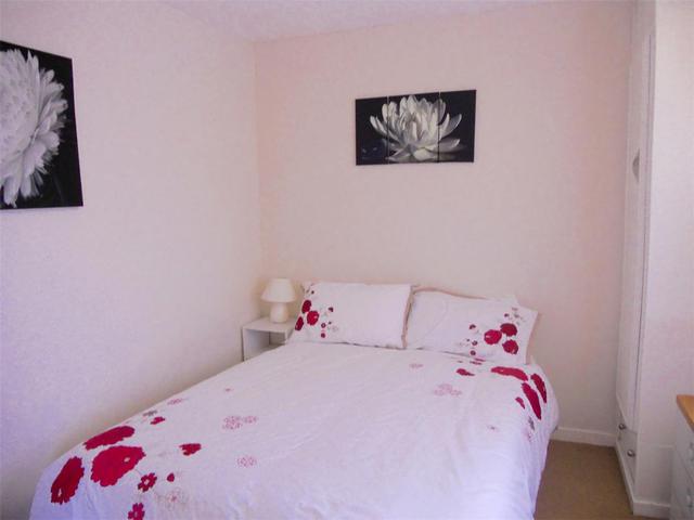  Image of 2 bedroom Flat to rent in Invercraig Place Dundee DD2 at Dundee  Dundee, DD2 4QQ