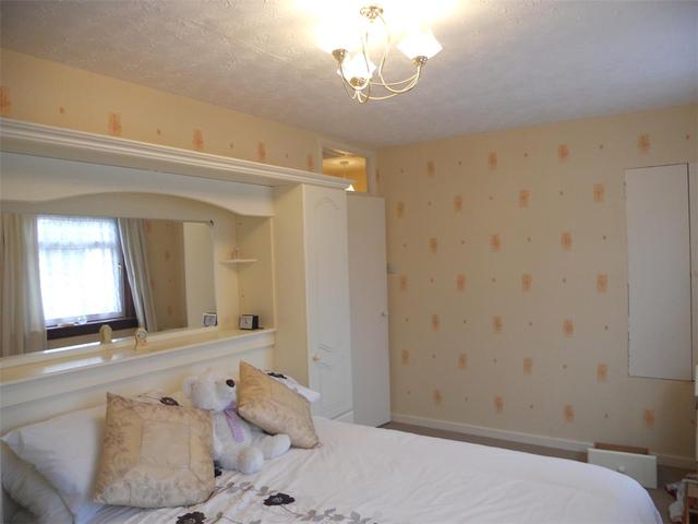  Image of 2 bedroom Flat to rent in Invercraig Place Dundee DD2 at Dundee  Dundee, DD2 4QQ