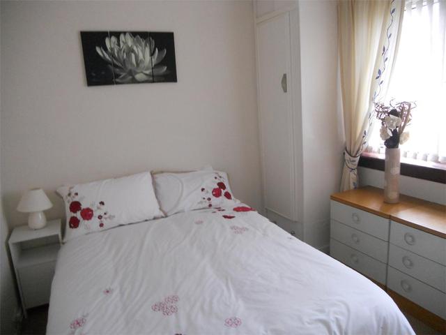  Image of 2 bedroom Flat to rent in Invercraig Place Dundee DD2 at Dundee  Dundee, DD2 4QQ