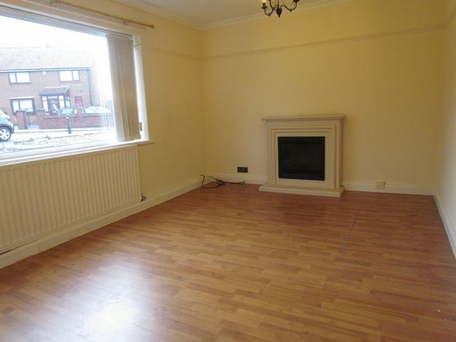  Image of 3 bedroom Detached house to rent in Kidlandlee Place Westerhope Newcastle upon Tyne NE5 at Kidlandlee Place Array Wallbottle, NE5 4EA